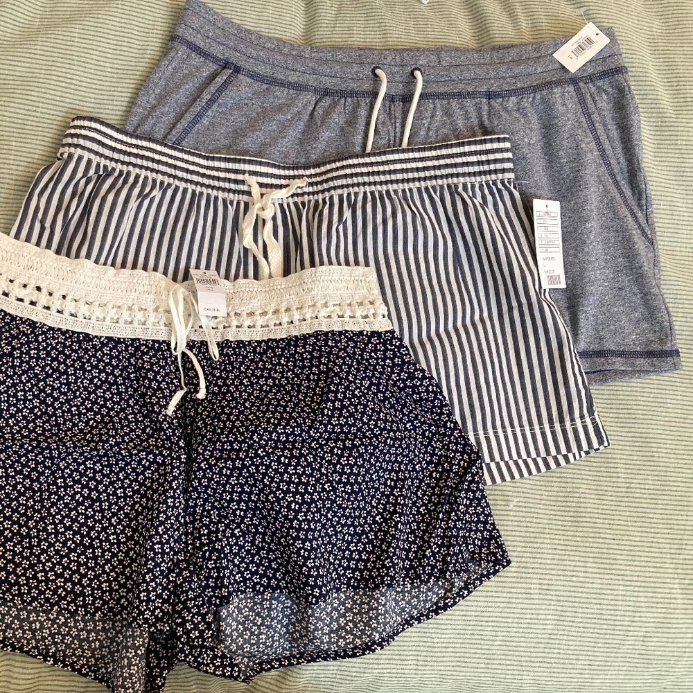 3 pairs of shorts